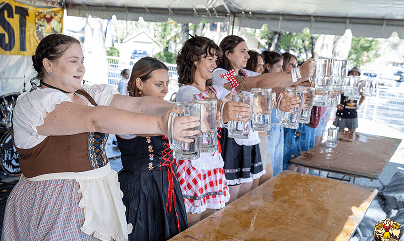 Beer Stein hoisting